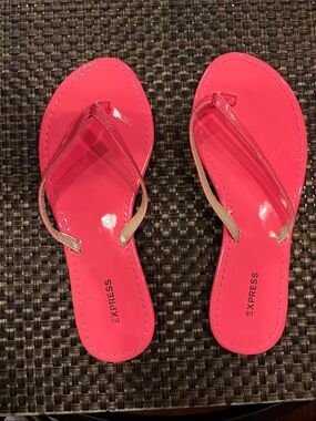 Express Hot Pink Patent Thong Sandals with Metallic Accents